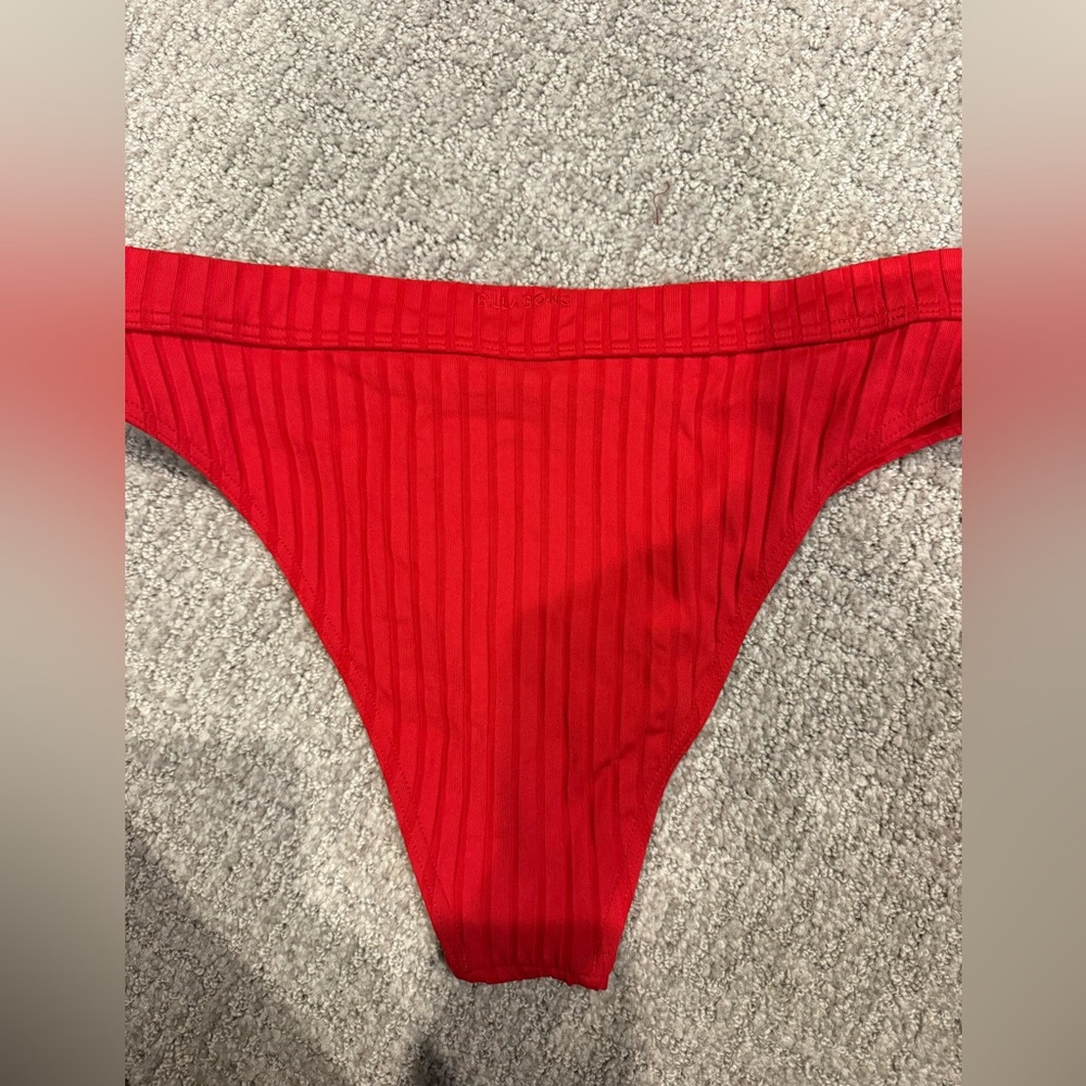 Billabong Red Ribbed Triangle Bikini - Picture 3 of 6